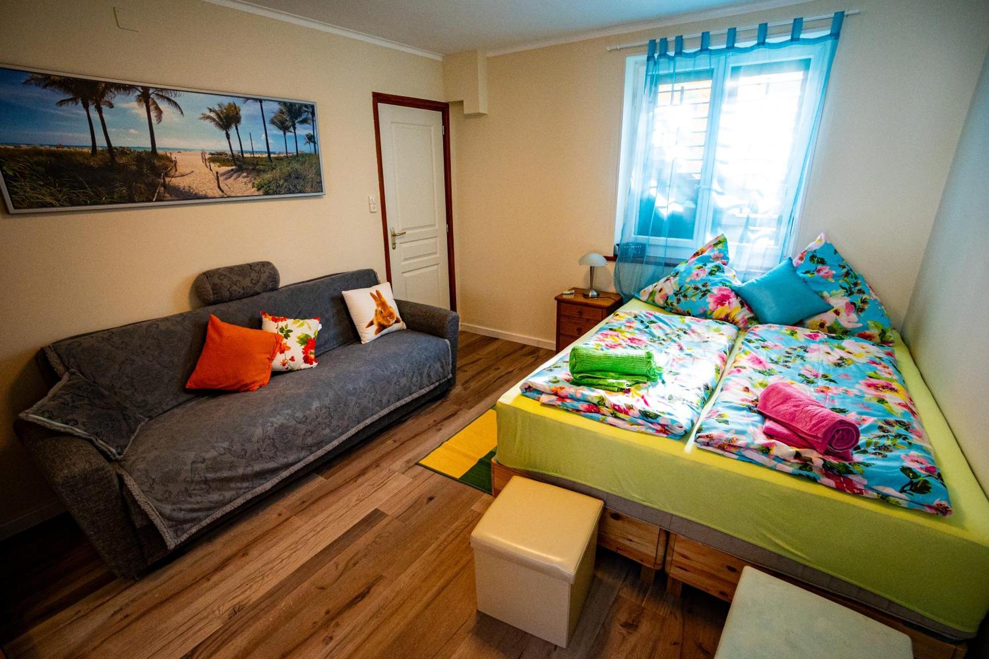 Gemuetliche Wohnung Mit Terasse Und Feuerstelle Lengnau Buitenkant foto