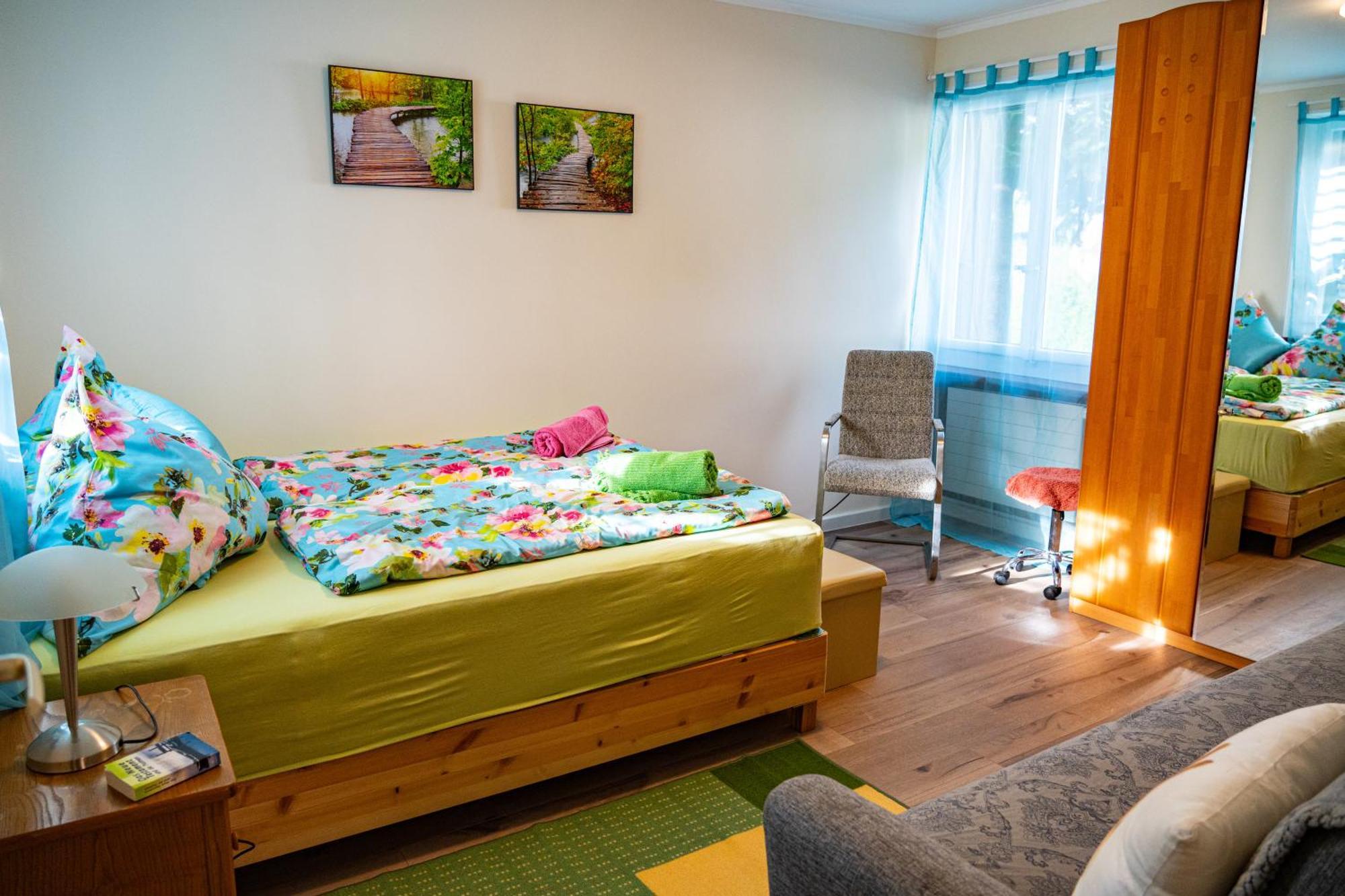 Gemuetliche Wohnung Mit Terasse Und Feuerstelle Lengnau Buitenkant foto
